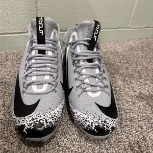Nike Black & Gray Signature Baseball Cleats